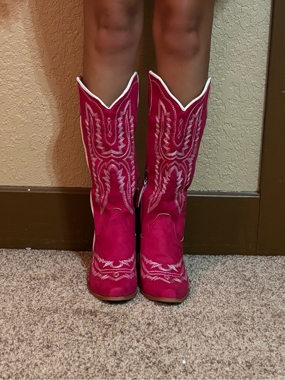 Women's Hot Pink Embroidered Western Cowboy Boots